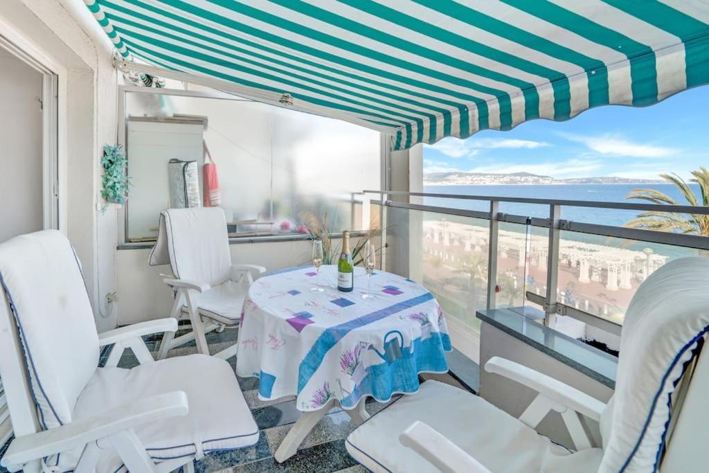 La Prom - A Two Bedroom Apartment With A Sea View ニース エクステリア 写真