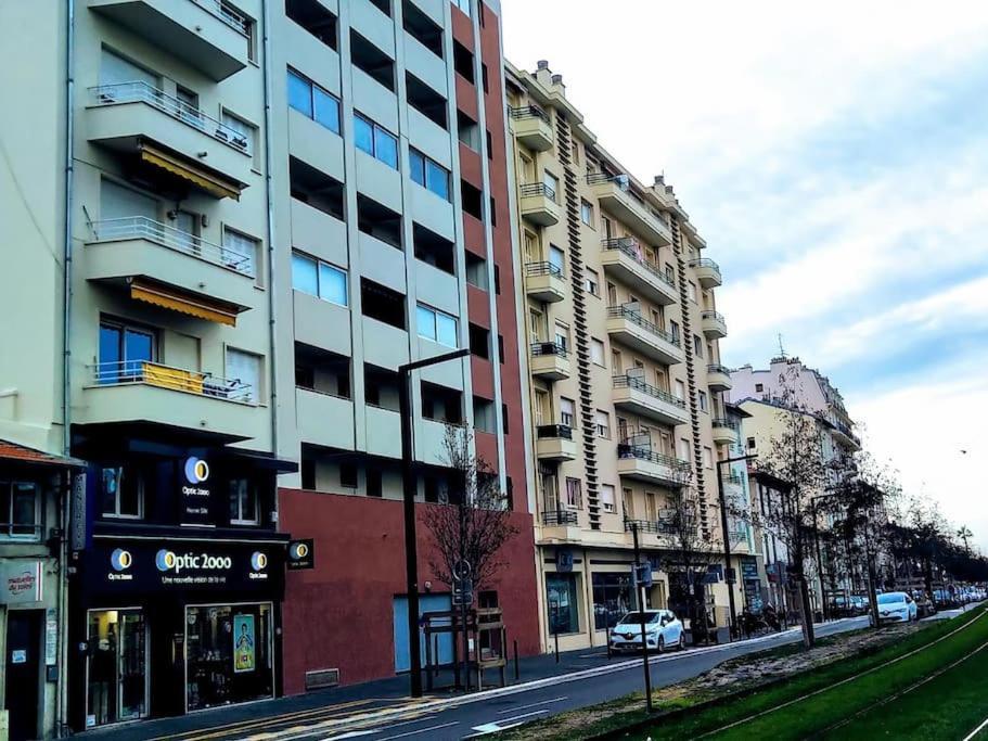La Prom - A Two Bedroom Apartment With A Sea View ニース エクステリア 写真