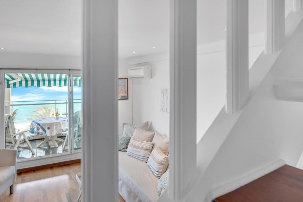 La Prom - A Two Bedroom Apartment With A Sea View ニース エクステリア 写真